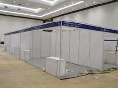 ?？诨顒硬邉澮徽臼椒?從會議組織到木質展板展墻制作
